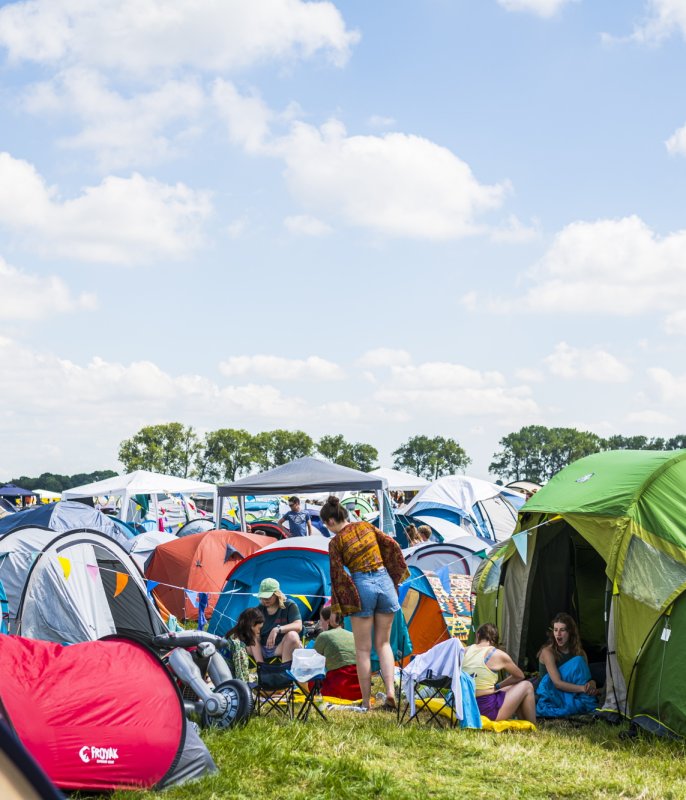 FESTIVAL CAMPING