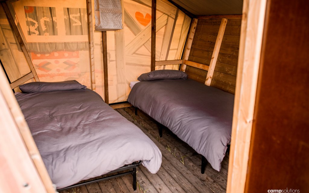 Dreamotel_Beds_CampSolutions.jpg